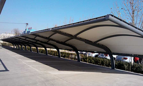 哈爾濱膜結構車棚的材質選擇：兼顧性能與美觀的